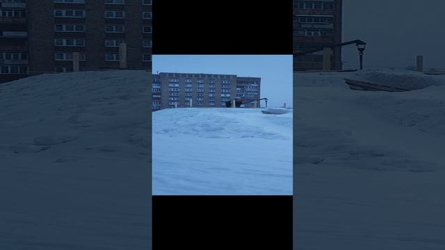 Стройка горки в Инте. Снести, нет построить.... смотреть онлайн