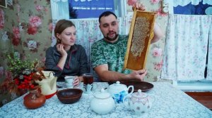 КУПИЛ 2 ДОМА В ДЕРЕВНЕ | ЧТО НАХОДИТСЯ ЗА БЕЛОЙ ДВЕРЬЮ!? КУДА ДЕЛИСЬ ВТОРЫЕ РАМЫ? ОТВЕТЫ