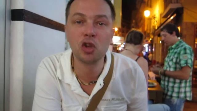 Еда в испанском баре. Приключения русского испанца смотреть онлайн