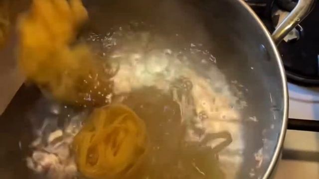 Паста тальятелли с семгой смотреть онлайн