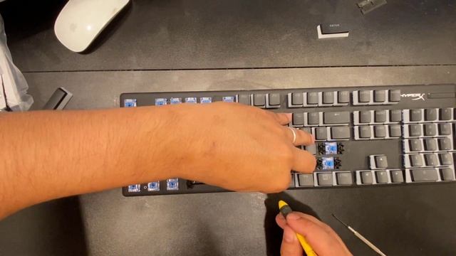 HyperX Alloy Origins Core keyboard install Pudding Keycaps - Fix Broken Caps смотреть онлайн