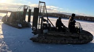 Корпоратив аэролодочников на реке Сосьва. Безудержное катание на аэролодках Хариус 440.