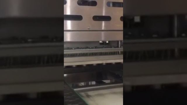 Automatic muffins cake depanner machine #shorts смотреть онлайн