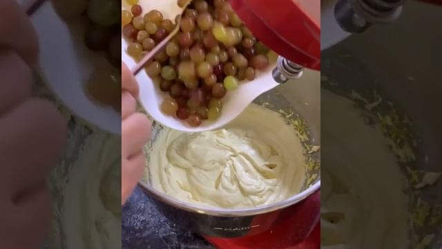 Кекс с виноградом рецепт #Shorts смотреть онлайн