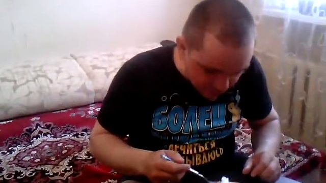 Пранк над папой резиновой яичницей!!! смотреть онлайн