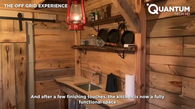 Man Builds 2-Story Lodge in the Forest смотреть онлайн
