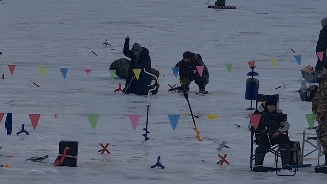 Поимки форели на запуске смотреть онлайн