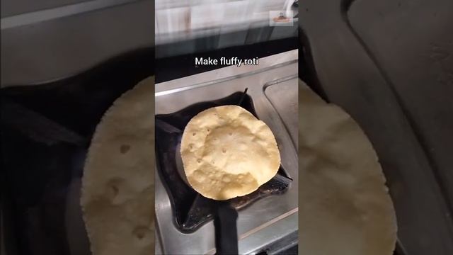 Makke ki Roti Recipe| Corn Flour Roti| Day 123| The Foodie Shorts смотреть онлайн