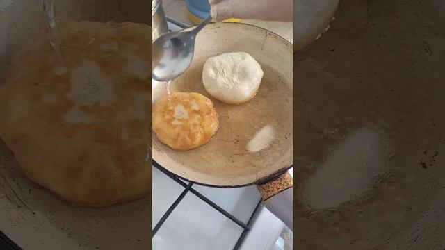 Беляшь, перемяч! Пальчики оближешь 🤤🤤🤤#shorts смотреть онлайн