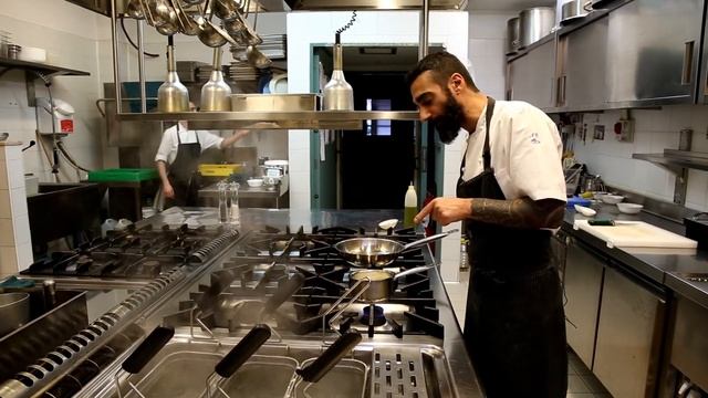 Tortellini panna e prosciutto la vera ricetta di Antonio Bufi Le Giare BARI смотреть онлайн