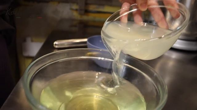 Sorbetto al Limone - Rezpet/Ricetta - Cicala Berlin смотреть онлайн