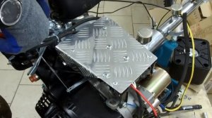 Новая площадка на двигатель. Установка кнопки пуск. Электрика.