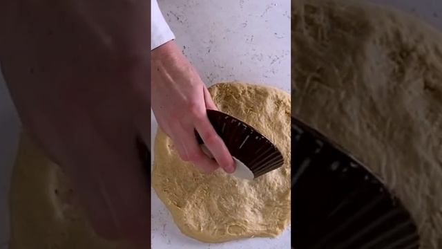 Продолжаем замес кулича, приглашаю на МК уже завтра!!! Ссылка в шапке канала #учимсяготовить смотреть онлайн