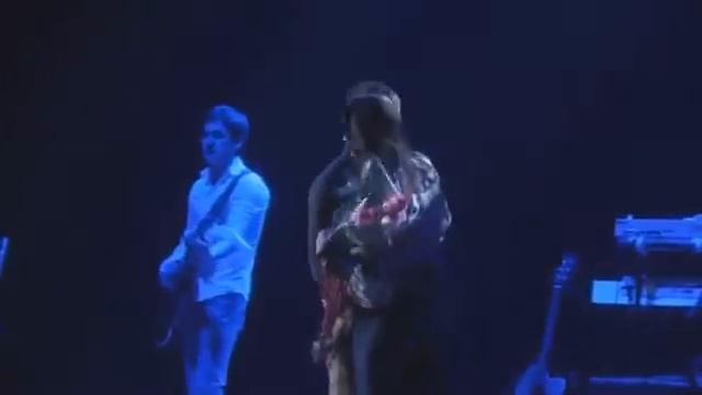 МакSим помогла Томичу вернуть девушку смотреть онлайн