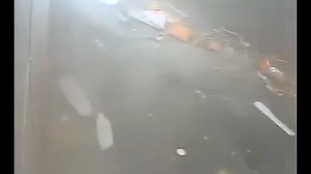 Как взрывали офис волонтёров в Одессе - запись с камеры слежениея смотреть онлайн