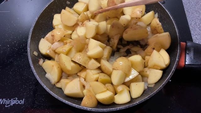 Mein Großmuter hat mir beigebracht, unrealistisch leckere Hähnchenschenkel zu kochen ❗ смотреть онлайн