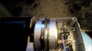 Настенный керамический обогреватель. Ремонт вентилятора.