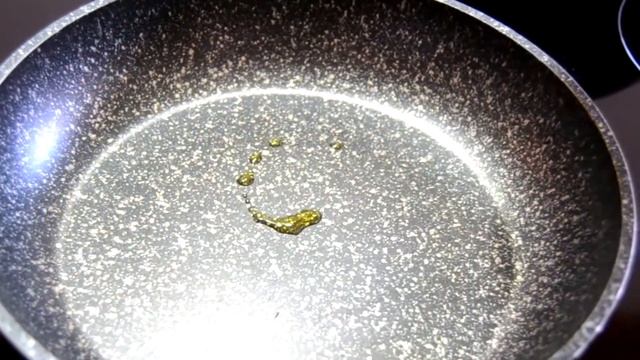 ЛЕПЕШКА С ЯЙЦОМ И ОВОЩАМИ смотреть онлайн