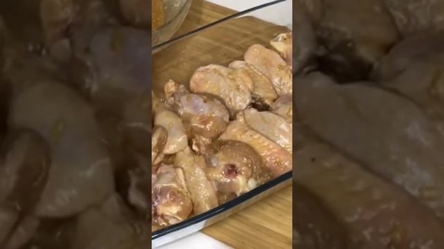 Супер вкусные крылышки! Полный рецепт на канале! лайк и подписку 🥰 #крылышки #goodfood #wings смотреть онлайн