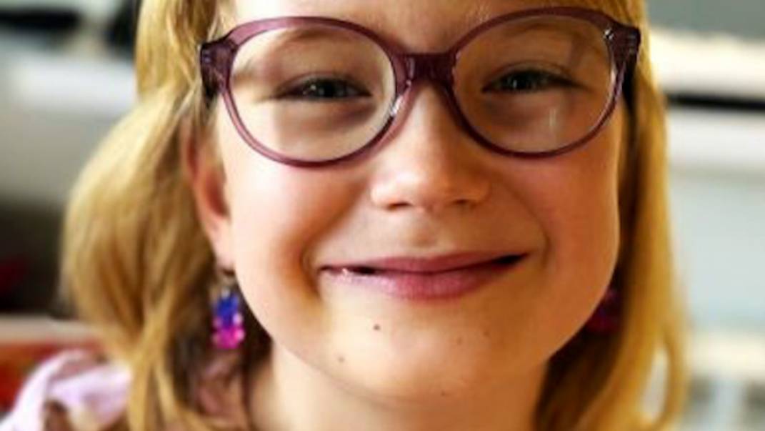 На Пятом канале акция «День добрых дел» для маленькой Алисы смотреть онлайн