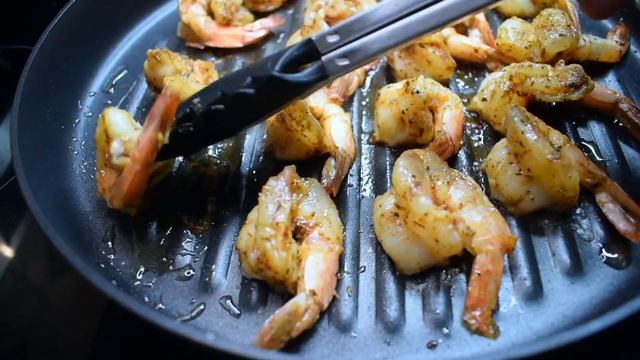 How To: 3 Garlic Angel Hair Pasta w/ Shrimp..... VERY EASY, VERY QUICK!!!!! by @strykerEATS смотреть онлайн