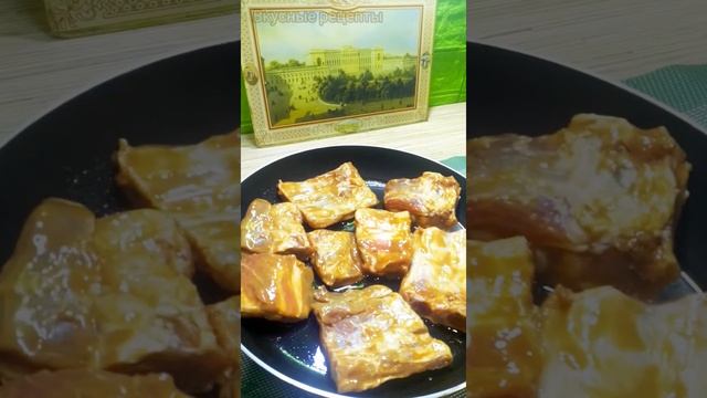 Вкусный обед или ужин для всей семьи! Рёбрышки томлёные с овощами! смотреть онлайн