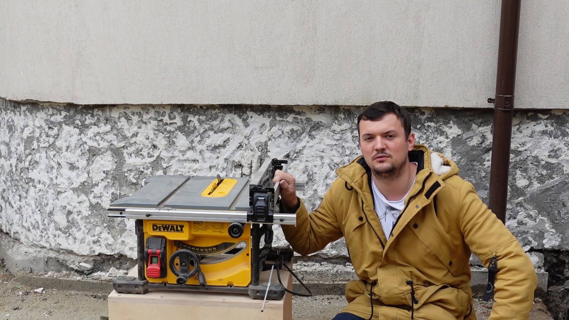 Маленькая да удаленькая!Циркулярная пила DEWALT 7485. Честный обзор!!!Мой Выбор! смотреть онлайн