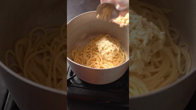 Карбонара за 15 минут! :3 #shorts смотреть онлайн