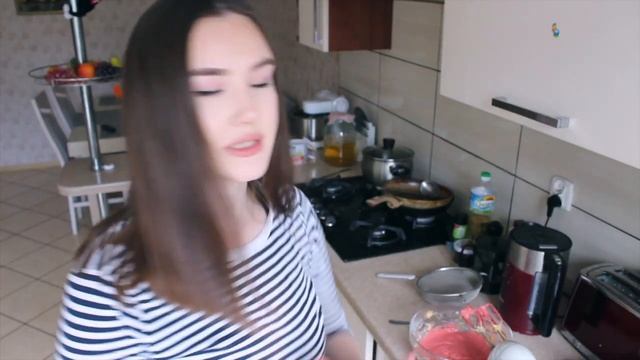 ГОТОВКА СО МНОЙ 🧁 самые вкусные капкейки смотреть онлайн