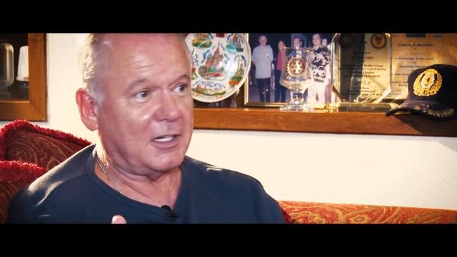 LOUIS HOOVER смотреть онлайн