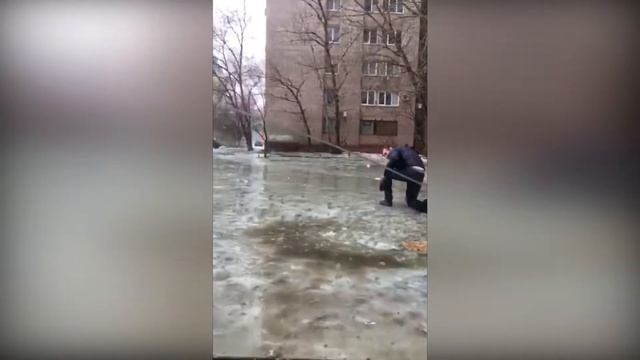 Вечеринка в стиле "Что здесь происходит?" смотреть онлайн