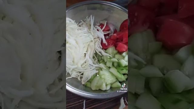 студенческий салат смотреть онлайн