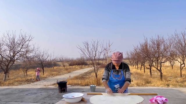 СОЧНЫЕ МАНТЫ смотреть онлайн