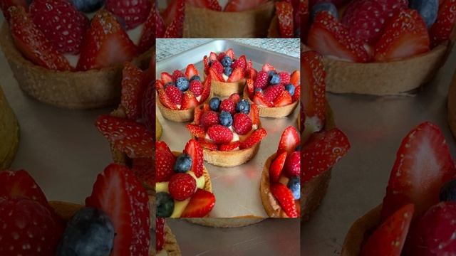 Ягодный пирог #shorts смотреть онлайн