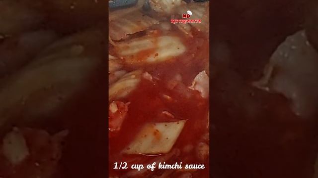 Kimchi Noodles Recipe | A Real Korean Soup | Mì Kimchi Hàn Quốc | Kimchi Tofu Soup | #shorts смотреть онлайн