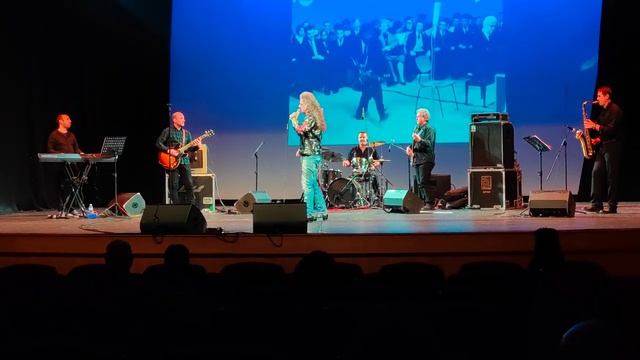 Roll over Beethoven (Chuck Berry) смотреть онлайн