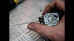 Бензопила глохнет при нажатии на газ №2 РАБОТАЛА БЕЗ ФИЛЬТРА