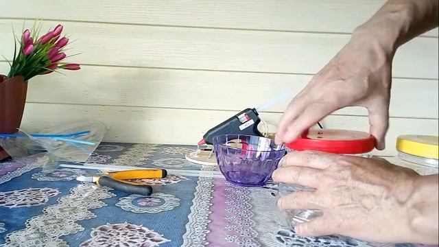 Декоративный фонтан своими руками за 8 минут. Без электричества и насоса. Фонтан Герона. смотреть онлайн