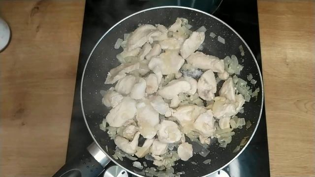 Cooking made simple: Delicious farfalle pasta recipe, pasta with chicken and spinach! смотреть онлайн