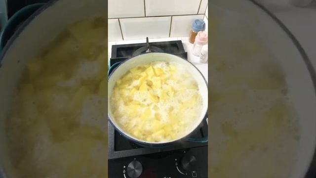 Салати на Новий рік#салаты#новийрік2024#шуба# смотреть онлайн