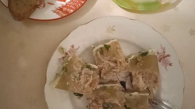 Холодец из свиных ножек ( лыток), рульки, языка и куриных голеней готов! 🍗 смотреть онлайн