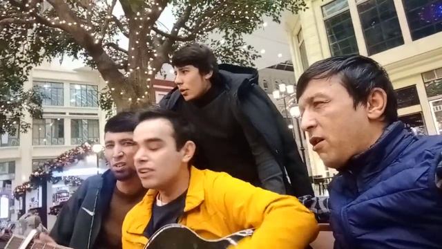 Точиддин Сайфиддин & Камариддин Зайниддин Чаки Чаки Борон | Живой голос 2021 смотреть онлайн