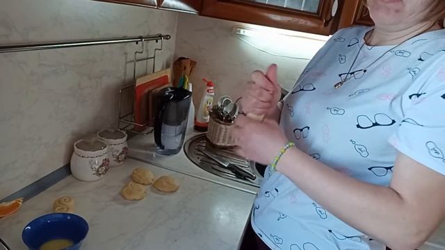 Дела хозяйские,стряпня,но с понедельника на диету🤗 смотреть онлайн