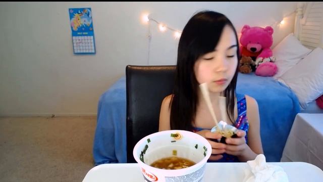 Mom deleted Pokemon Go Game/Tempura Udon(noodles) Soup ramen ASMR MukBang (soft spoken) 우동 うどん смотреть онлайн