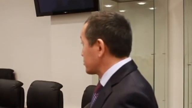 АРШАБАЕВ Марат: "Может быть перенесем конференцию?" смотреть онлайн