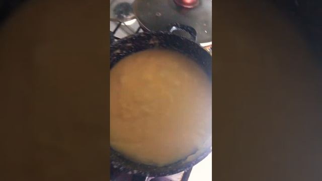 Утро не доброе , каша кукурузная и тушенные куриные сердечки с овощами смотреть онлайн