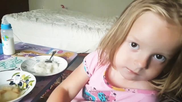 #БудниАнииВикуси! Распаковачка.Готовим блины. Блины от Викуси.vlog.уборка. смотреть онлайн