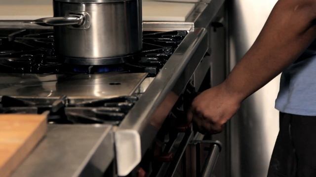 How to Make Bacon Mac & Cheese | Bacon Recipes смотреть онлайн