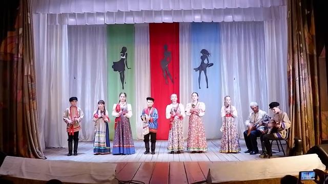 Фольклорный ансамбль "Непоседы" смотреть онлайн