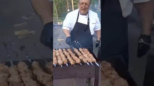 Мяса много не бывает смотреть онлайн